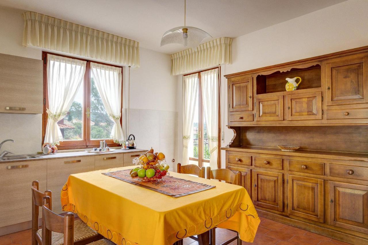 Appartamento Luisa - Vista Lago Passignano sul Trasimeno Exteriör bild