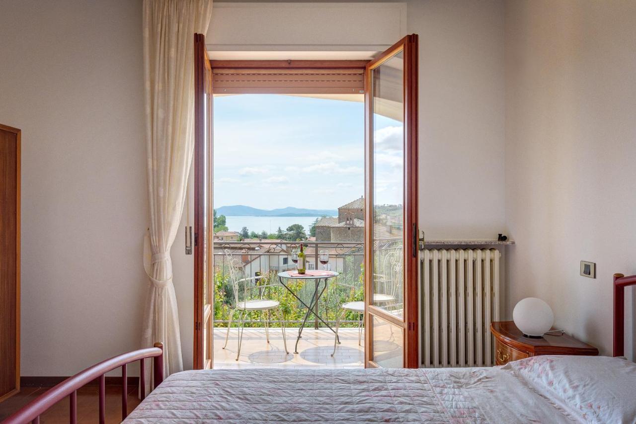 Appartamento Luisa - Vista Lago Passignano sul Trasimeno Exteriör bild