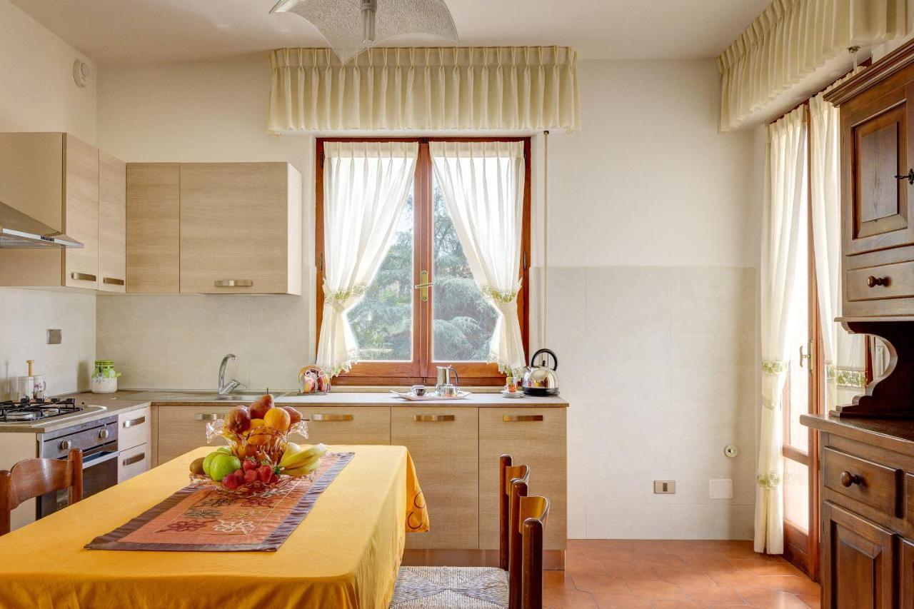 Appartamento Luisa - Vista Lago Passignano sul Trasimeno Exteriör bild